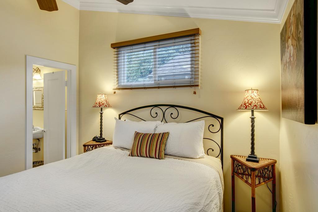 Hillcrest House Bed & Breakfast Сан Диего Екстериор снимка